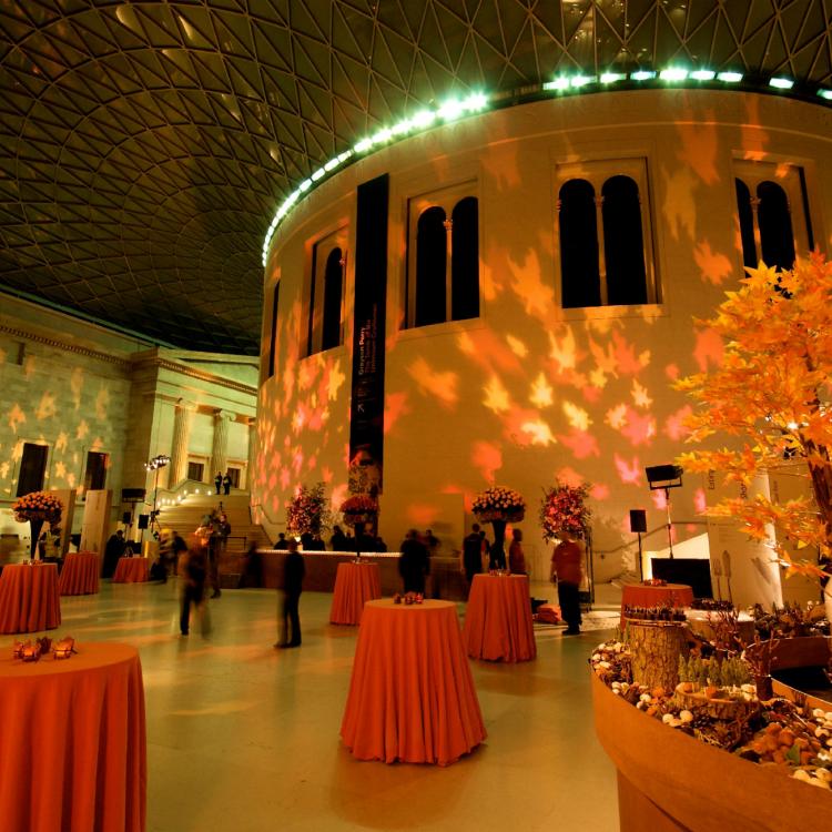 Autumnal decorations and lighting in Great Court