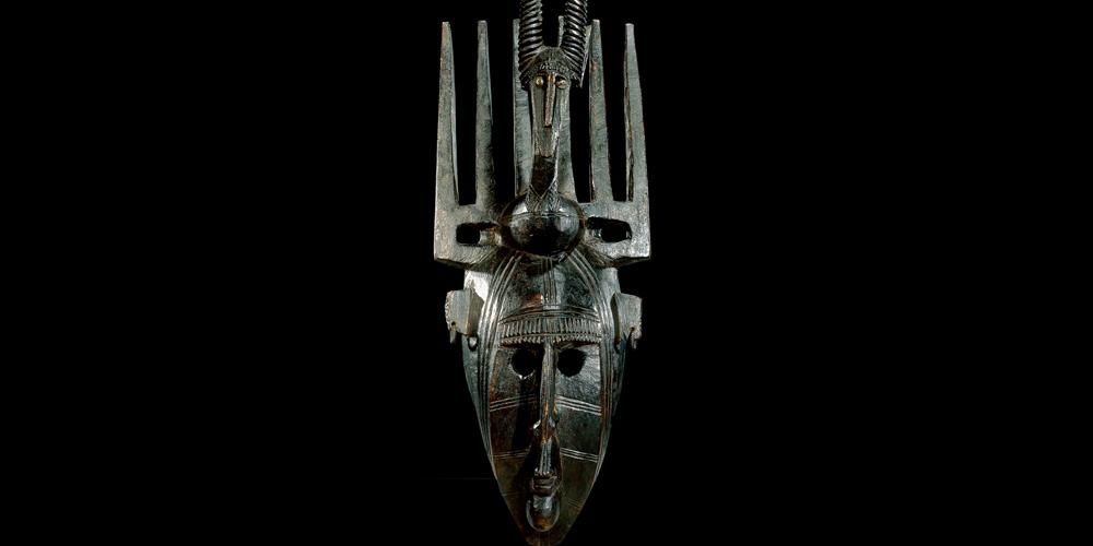 N'domo mask used by the Bamana people of Mali